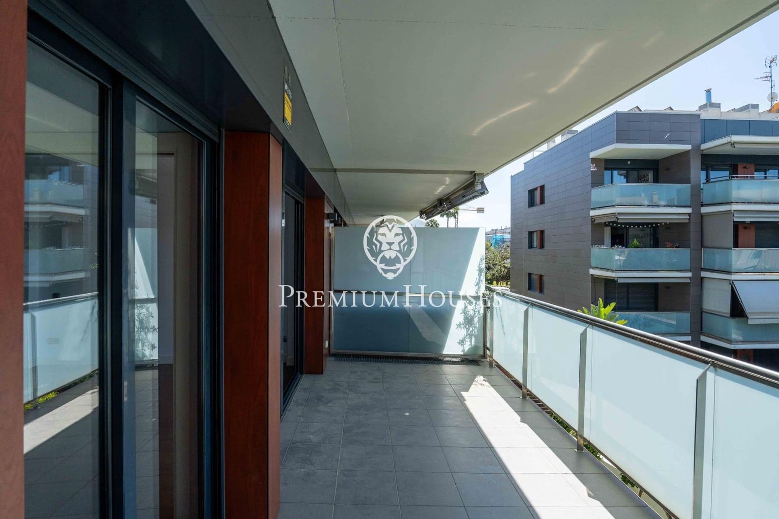 3 quarto Apartamento para venda em Sitges com piscina - 750 000 € (Ref: 9916062)