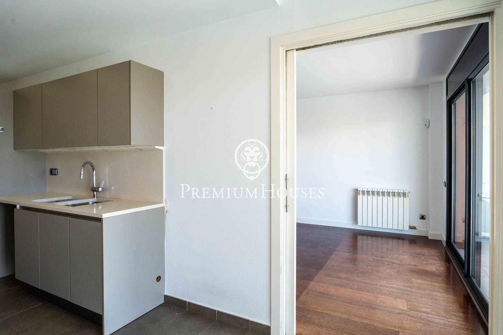 3 quarto Apartamento para venda em Sitges com piscina - 750 000 € (Ref: 9916062)