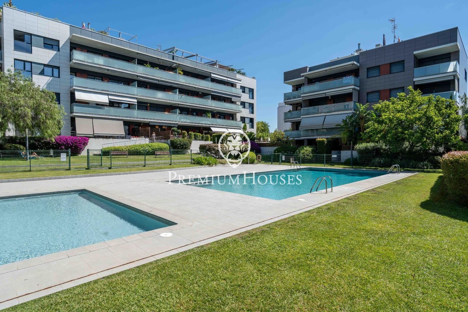3 quarto Apartamento para venda em Sitges com piscina - 750 000 € (Ref: 9916062)