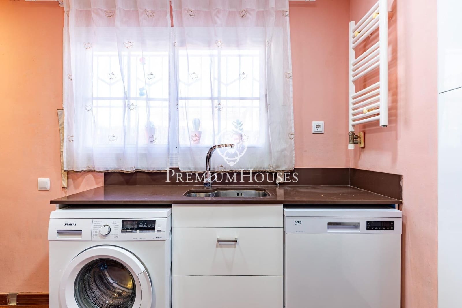 5 Zimmer Doppelhaus zu verkaufen in Castelldefels mit Pool Garage - 995.000 € (Ref: 9920625)