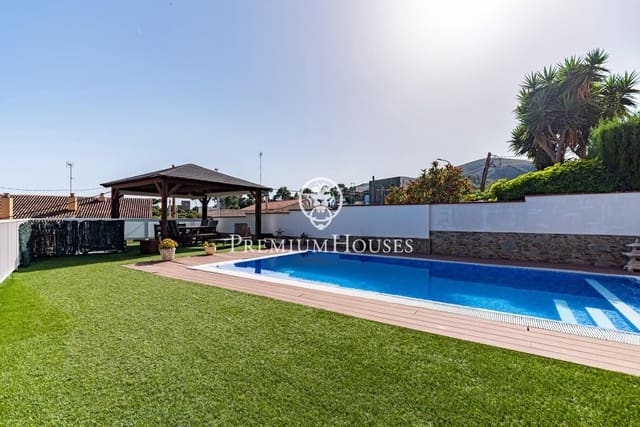 5 Zimmer Doppelhaus zu verkaufen in Castelldefels mit Pool Garage - 995.000 € (Ref: 9920625)