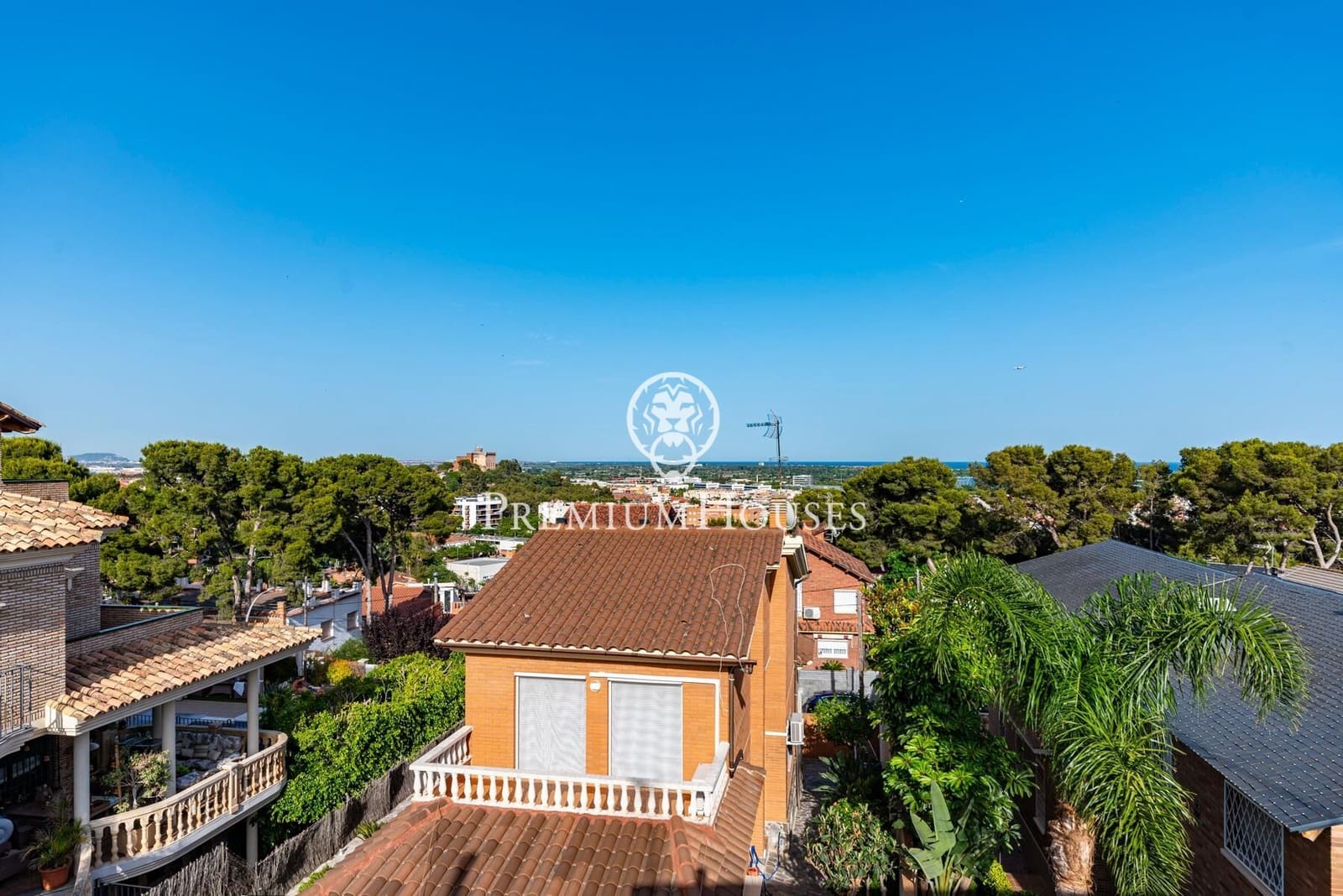 5 Zimmer Doppelhaus zu verkaufen in Castelldefels mit Pool Garage - 995.000 € (Ref: 9920625)