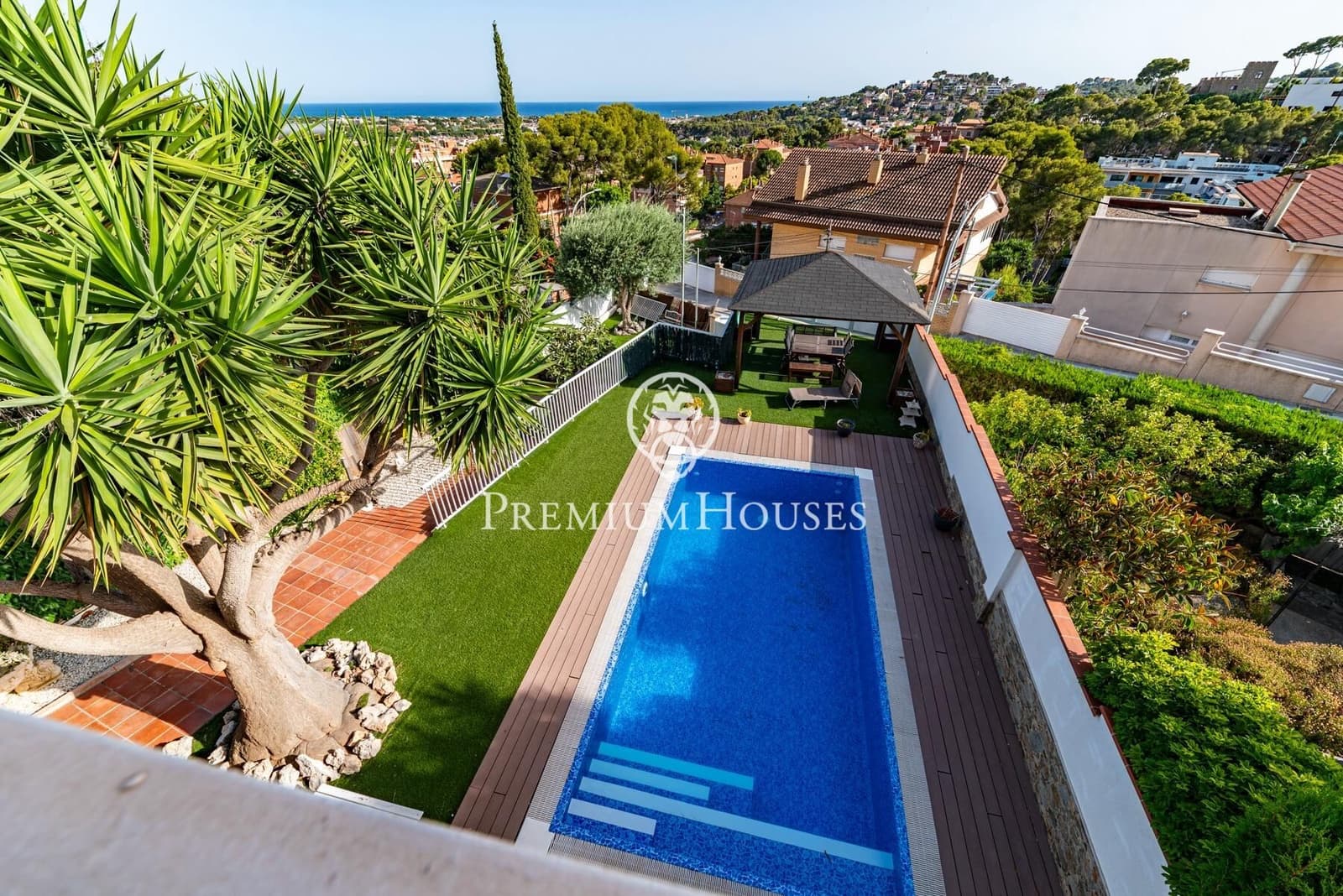 5 Zimmer Doppelhaus zu verkaufen in Castelldefels mit Pool Garage - 995.000 € (Ref: 9920625)