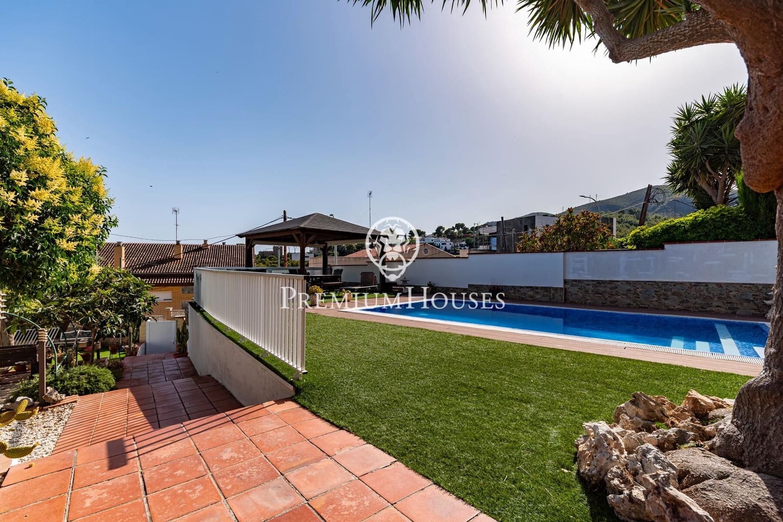 5 Zimmer Doppelhaus zu verkaufen in Castelldefels mit Pool Garage - 995.000 € (Ref: 9920625)