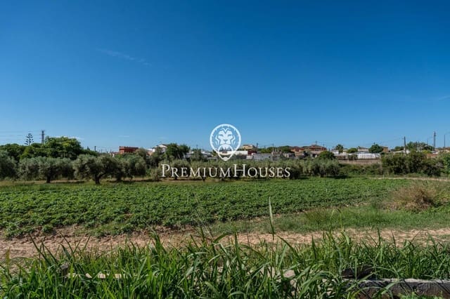 8 soveværelse Finca/Landehus til salg i Vilanova i la Geltrú - € 720.000 (Ref: 9922537)