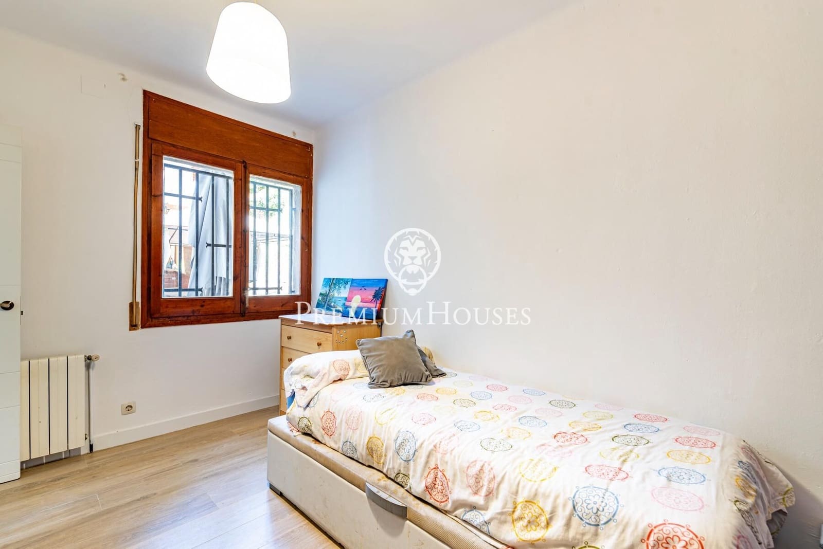 5 bedroom Villa for sale in Castelldefels with pool garage - € 1,330,000 (Ref: 9922538)