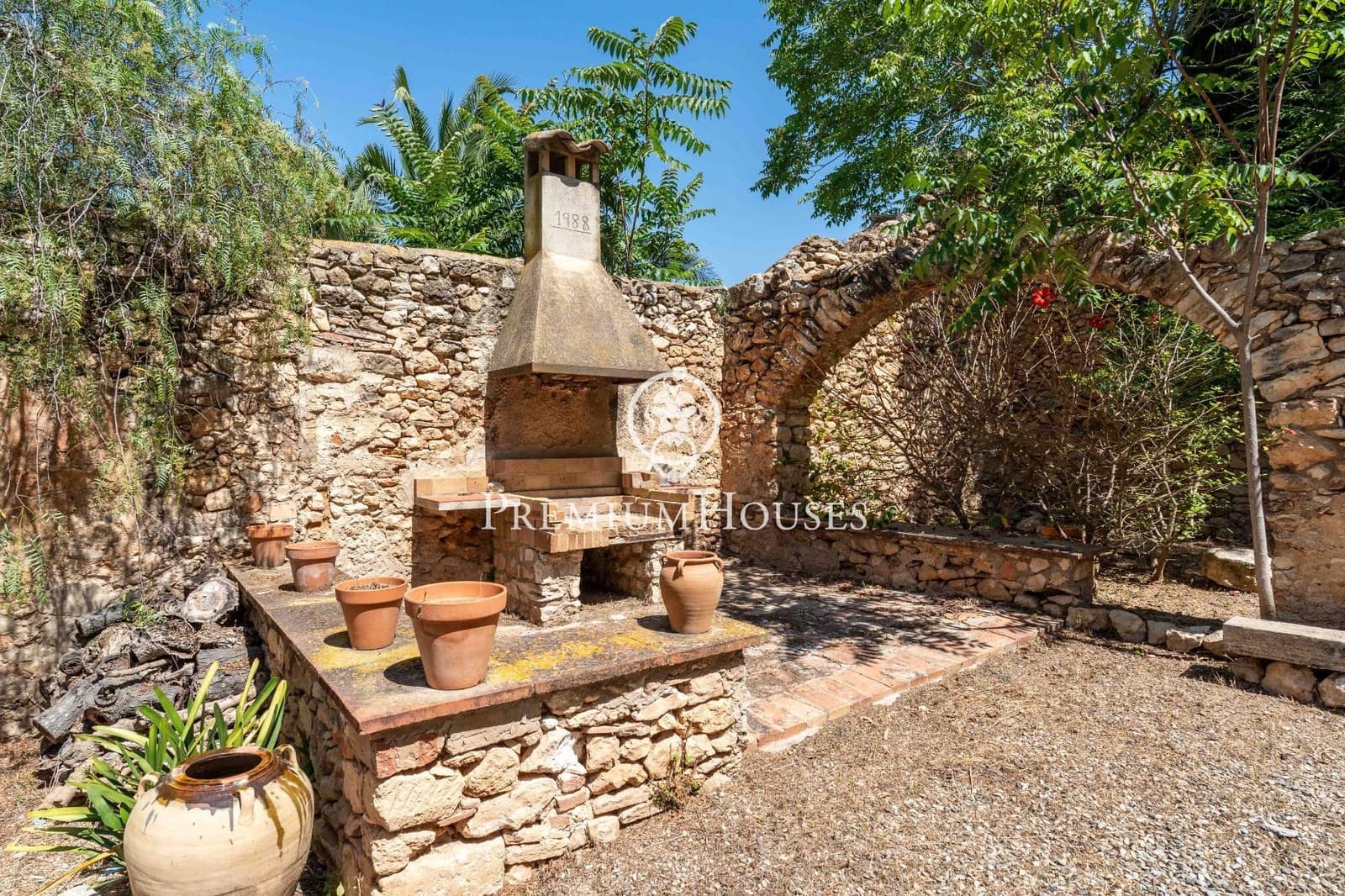 17 soveværelse Finca/Landehus til salg i Tarragona by - € 750.000 (Ref: 9929584)
