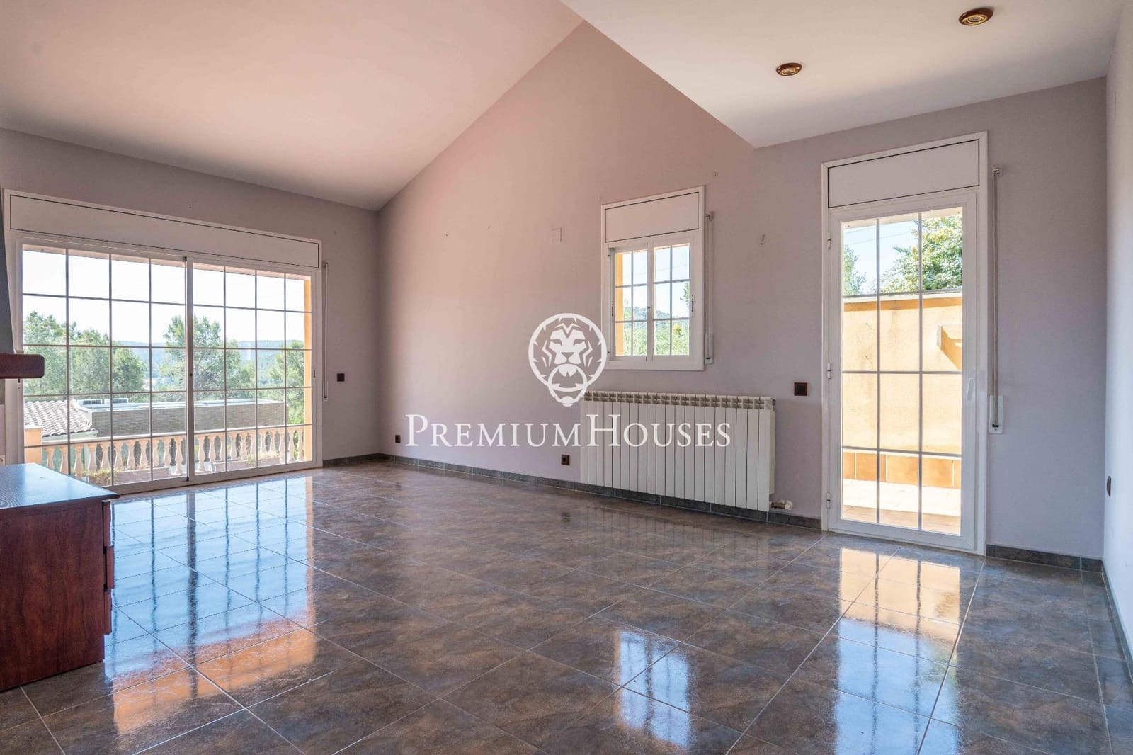 4 Zimmer Villa zu verkaufen in Begues mit Pool Garage - 565.000 € (Ref: 9936569)