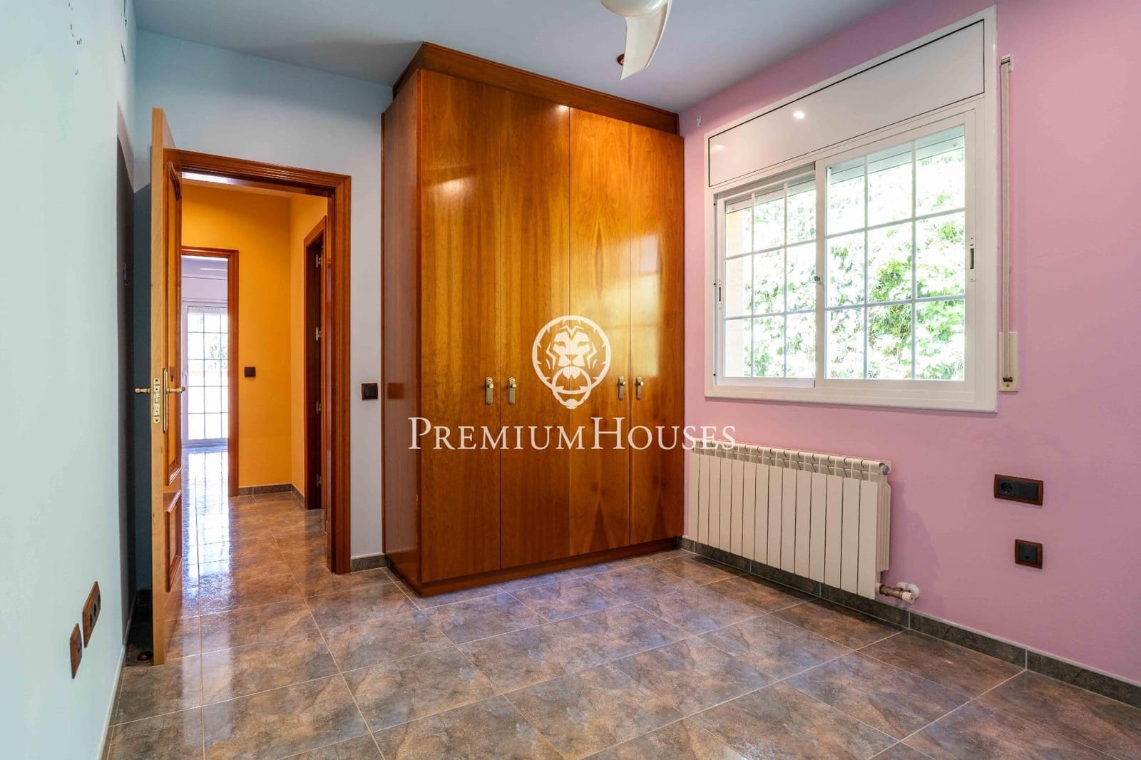 4 Zimmer Villa zu verkaufen in Begues mit Pool Garage - 565.000 € (Ref: 9936569)