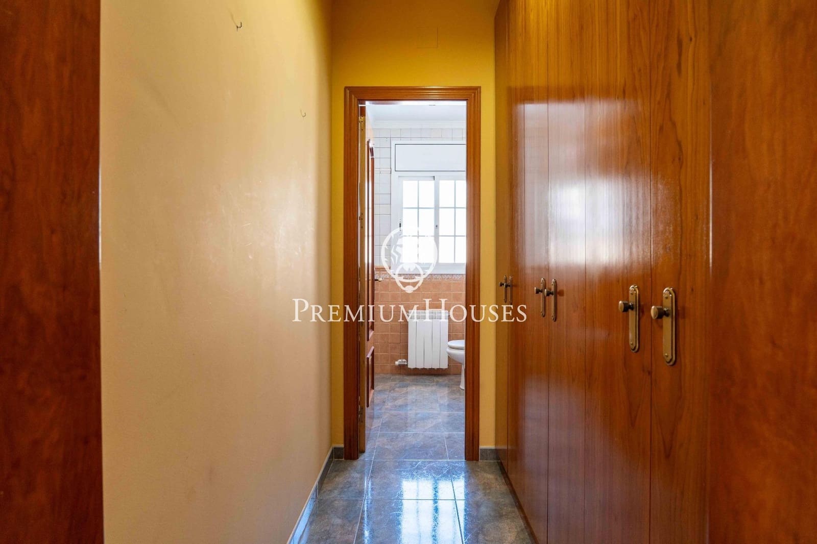 4 Zimmer Villa zu verkaufen in Begues mit Pool Garage - 565.000 € (Ref: 9936569)