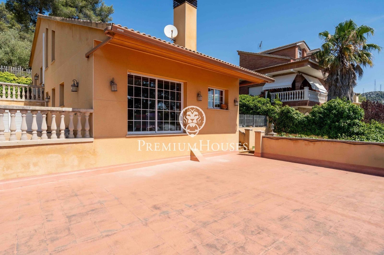 4 Zimmer Villa zu verkaufen in Begues mit Pool Garage - 565.000 € (Ref: 9936569)