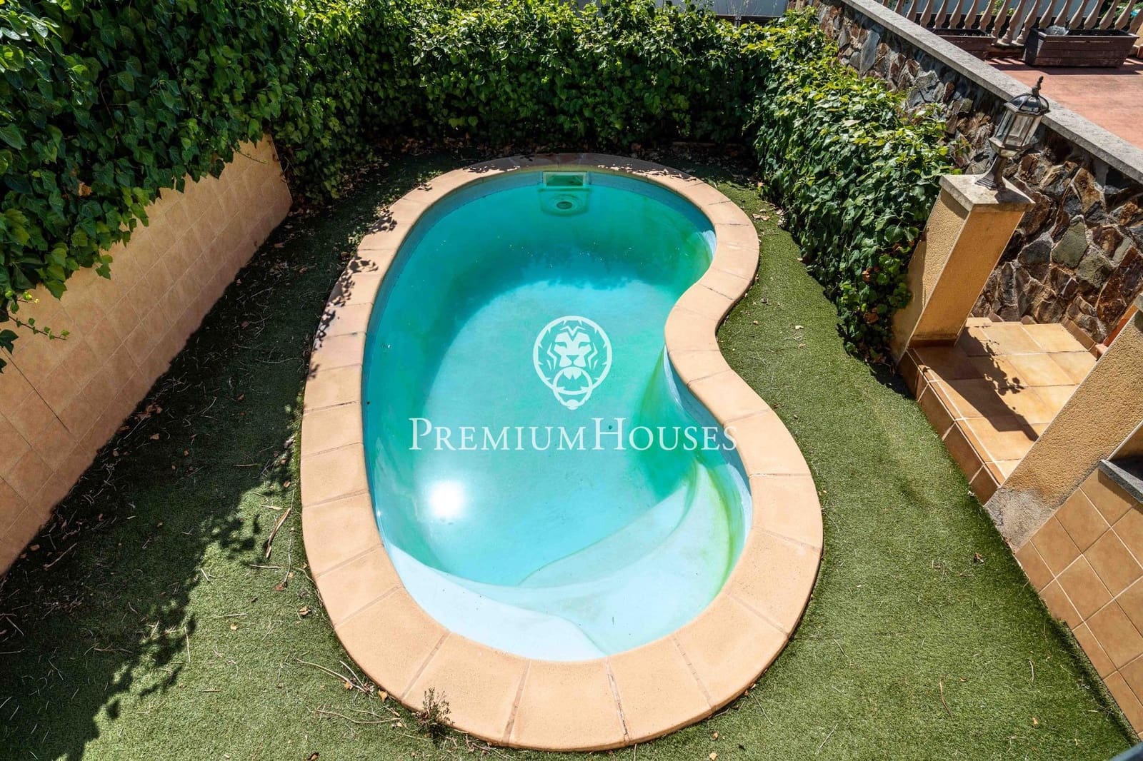 4 Zimmer Villa zu verkaufen in Begues mit Pool Garage - 565.000 € (Ref: 9936569)