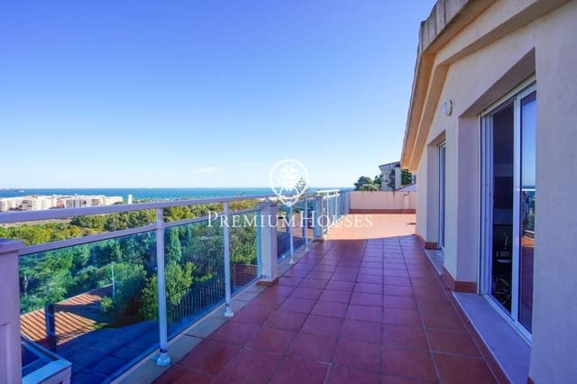 5 slaapkamer Villa te koop in Salou met zwembad garage - € 690.000 (Ref: 9948258)