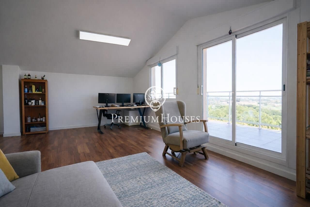 5 slaapkamer Villa te koop in Salou met zwembad garage - € 690.000 (Ref: 9948258)