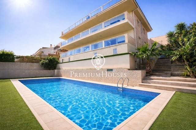5 slaapkamer Villa te koop in Salou met zwembad garage - € 690.000 (Ref: 9948258)