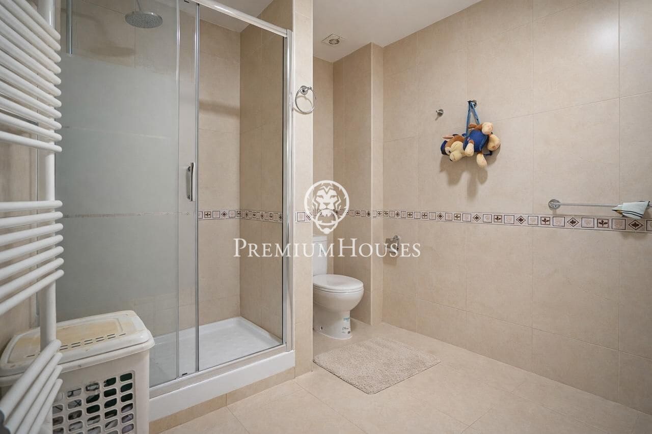 5 slaapkamer Villa te koop in Salou met zwembad garage - € 690.000 (Ref: 9948258)