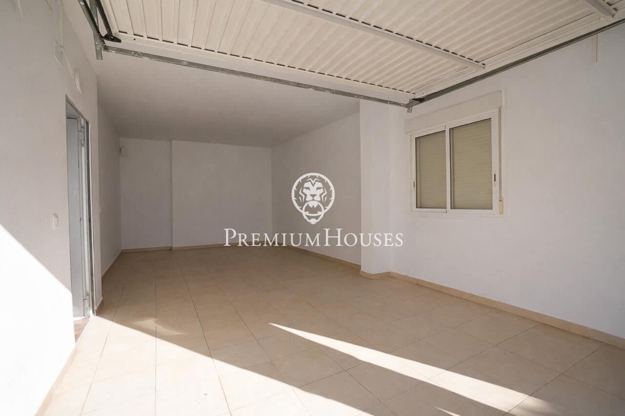 5 slaapkamer Villa te koop in Salou met zwembad garage - € 690.000 (Ref: 9948258)