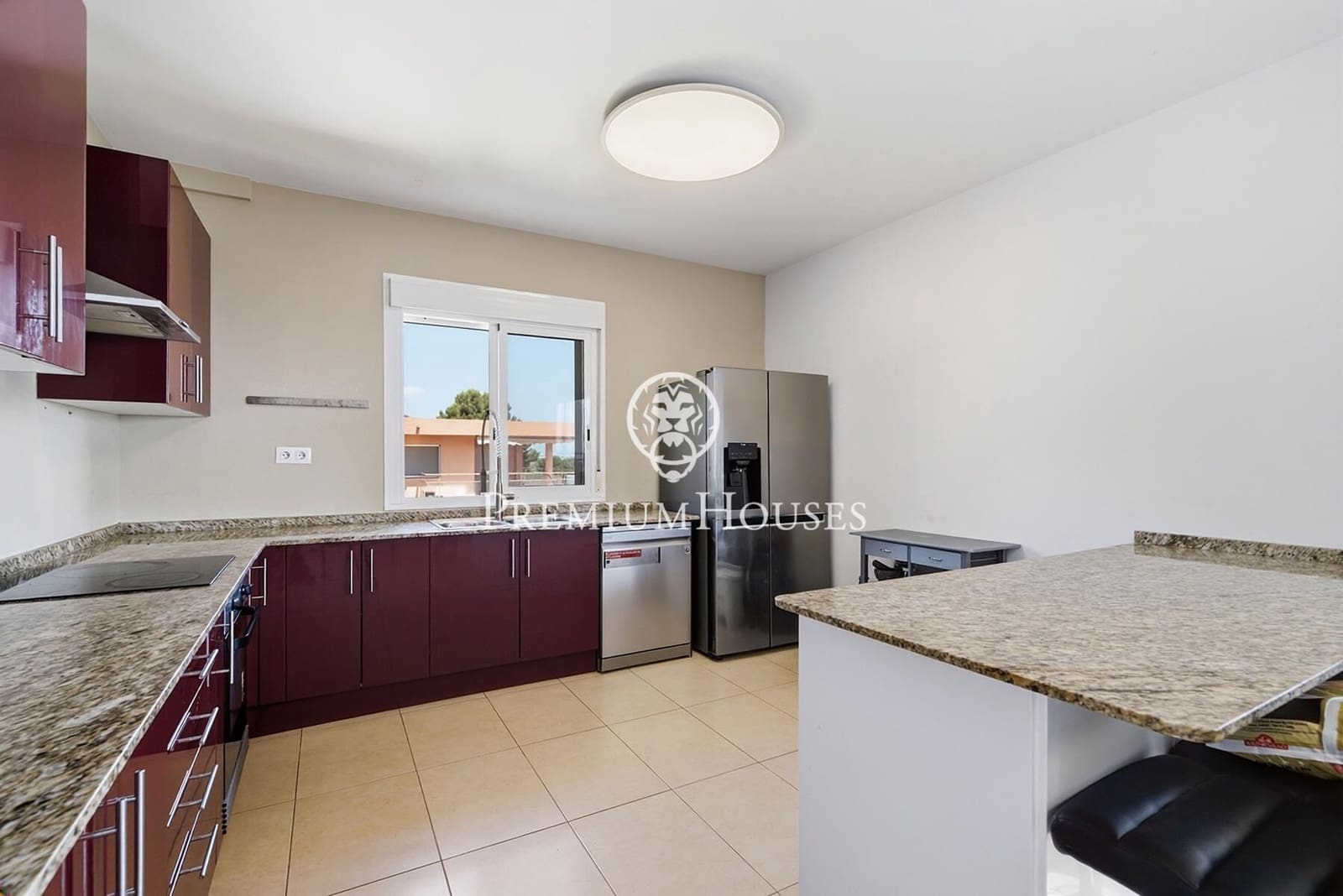 5 bedroom Villa for sale in Salou with pool garage - € 690,000 (Ref: 9948258)