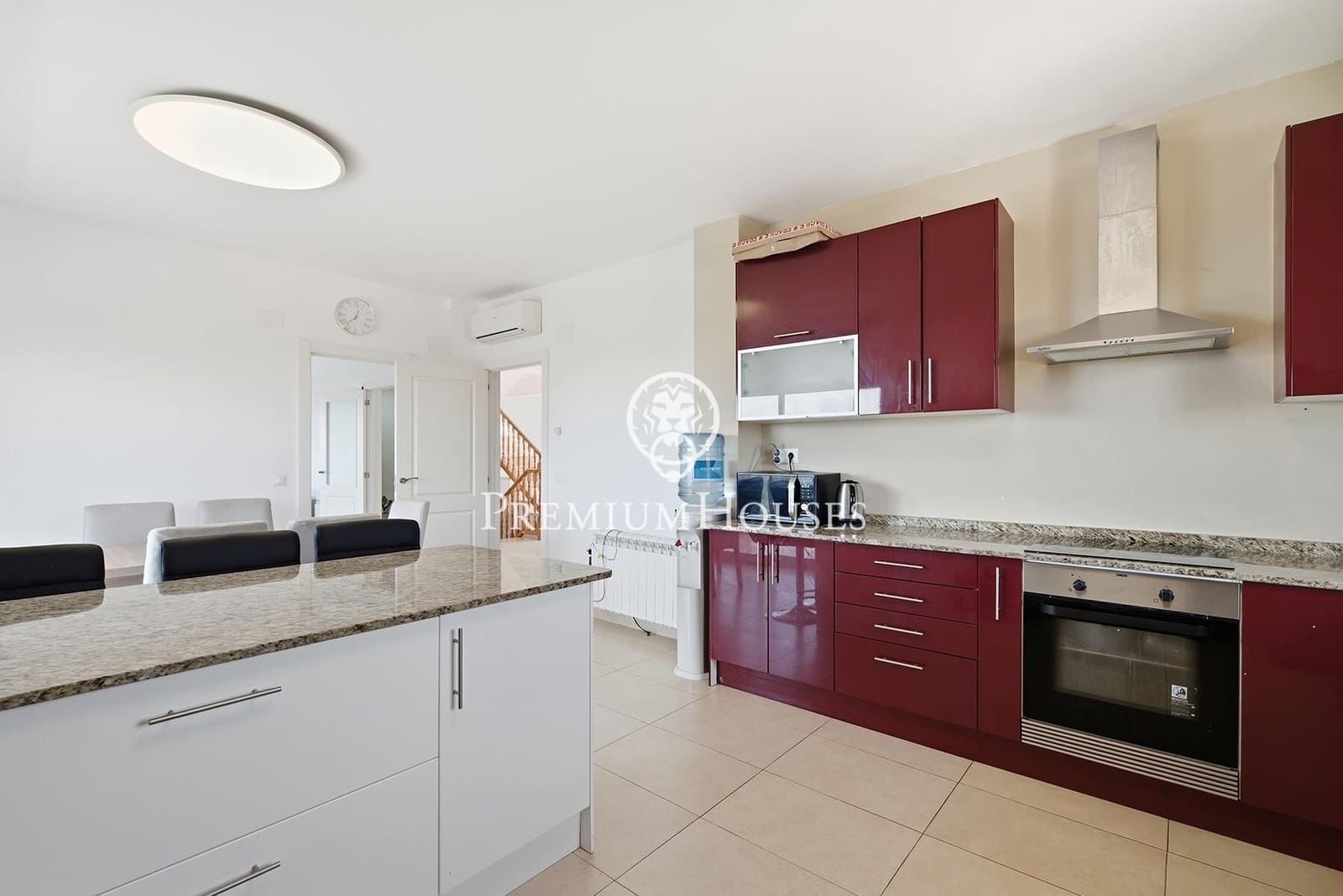5 bedroom Villa for sale in Salou with pool garage - € 690,000 (Ref: 9948258)