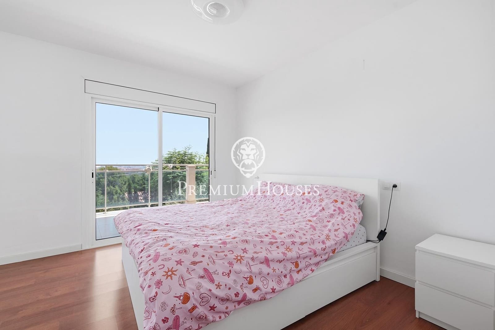 5 bedroom Villa for sale in Salou with pool garage - € 690,000 (Ref: 9948258)