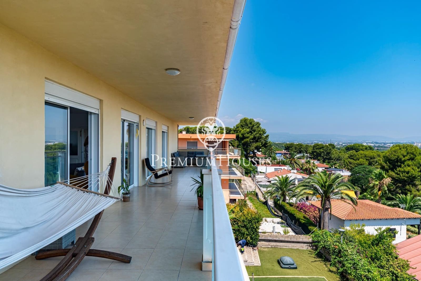 5 bedroom Villa for sale in Salou with pool garage - € 690,000 (Ref: 9948258)
