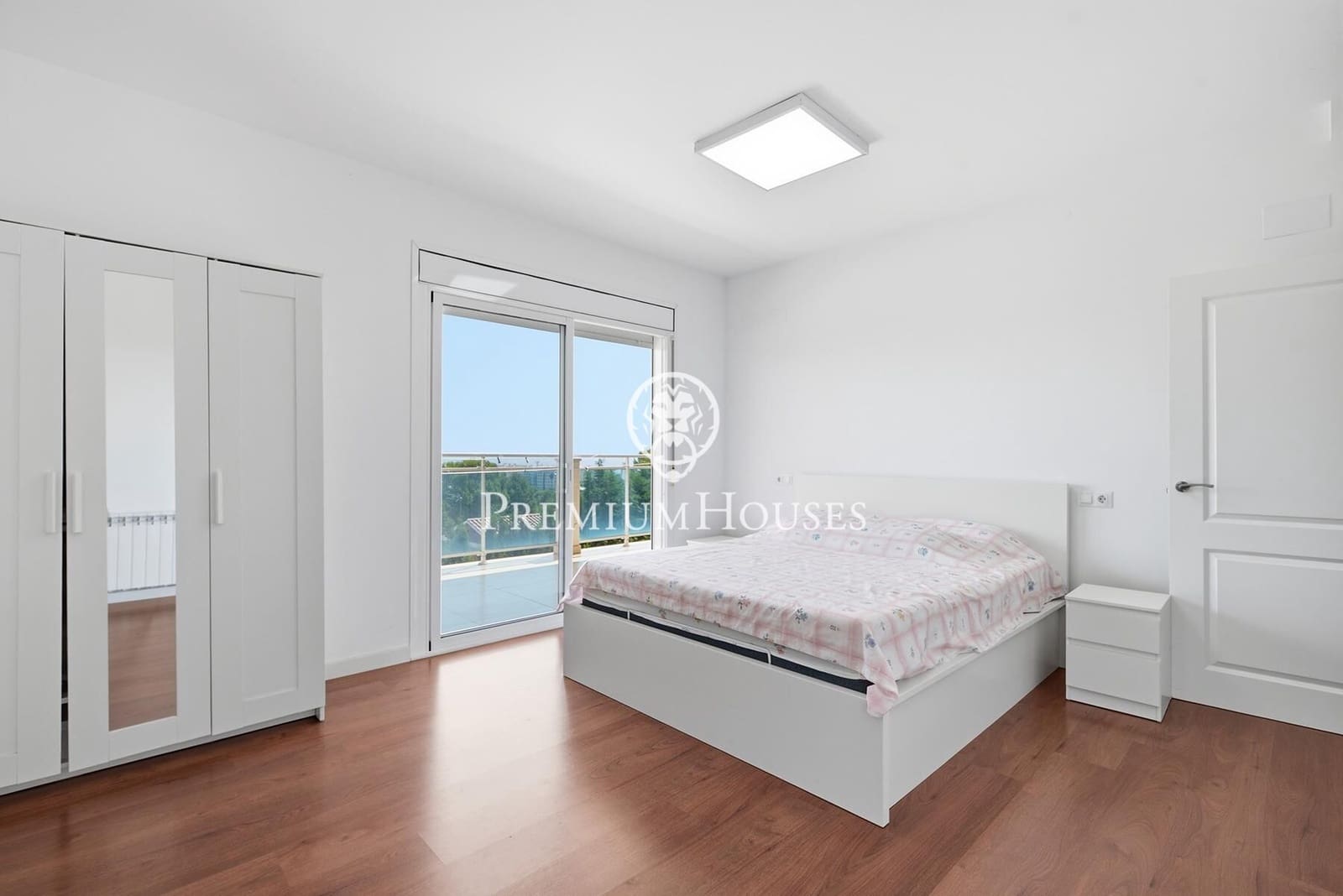 5 bedroom Villa for sale in Salou with pool garage - € 690,000 (Ref: 9948258)