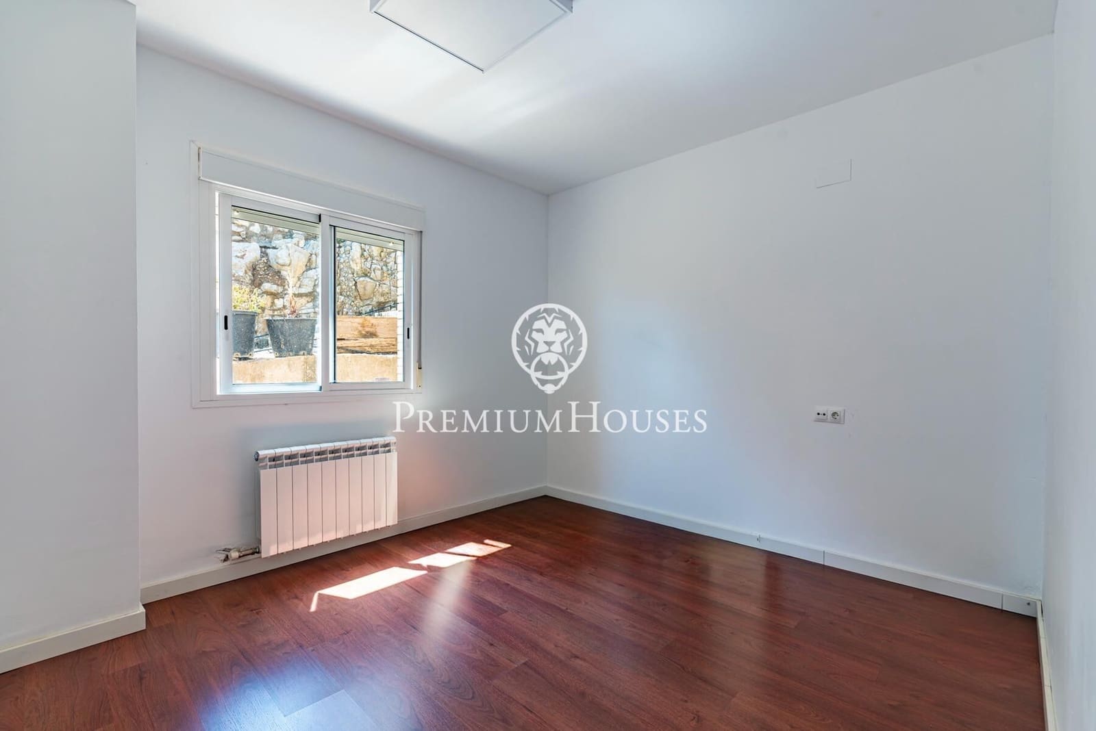 5 bedroom Villa for sale in Salou with pool garage - € 690,000 (Ref: 9948258)
