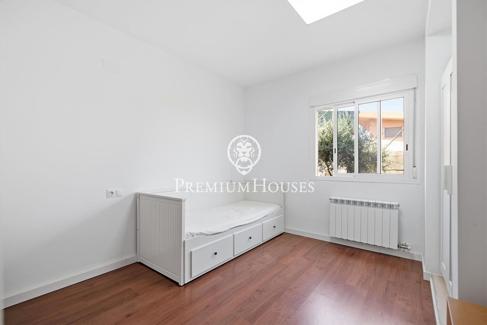 5 bedroom Villa for sale in Salou with pool garage - € 690,000 (Ref: 9948258)