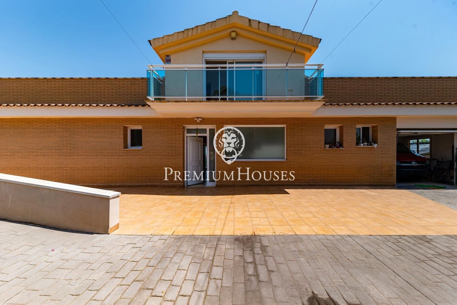 5 bedroom Villa for sale in Salou with pool garage - € 690,000 (Ref: 9948258)