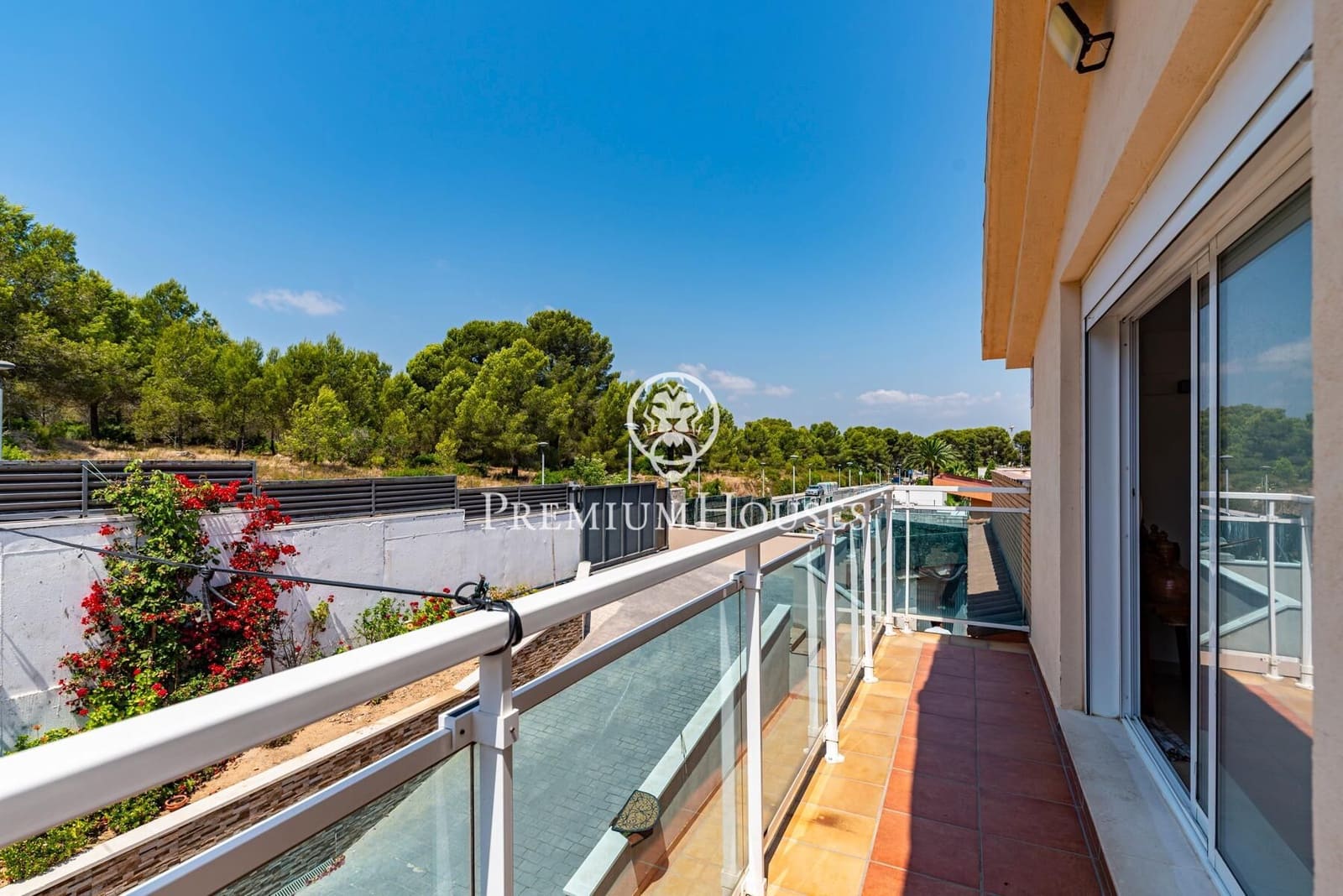 5 bedroom Villa for sale in Salou with pool garage - € 690,000 (Ref: 9948258)