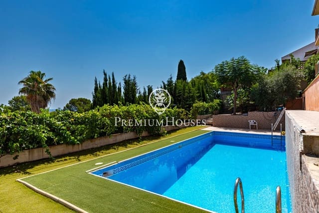 5 soveværelse Villa til salg i Salou med swimmingpool garage - € 690.000 (Ref: 9948258)