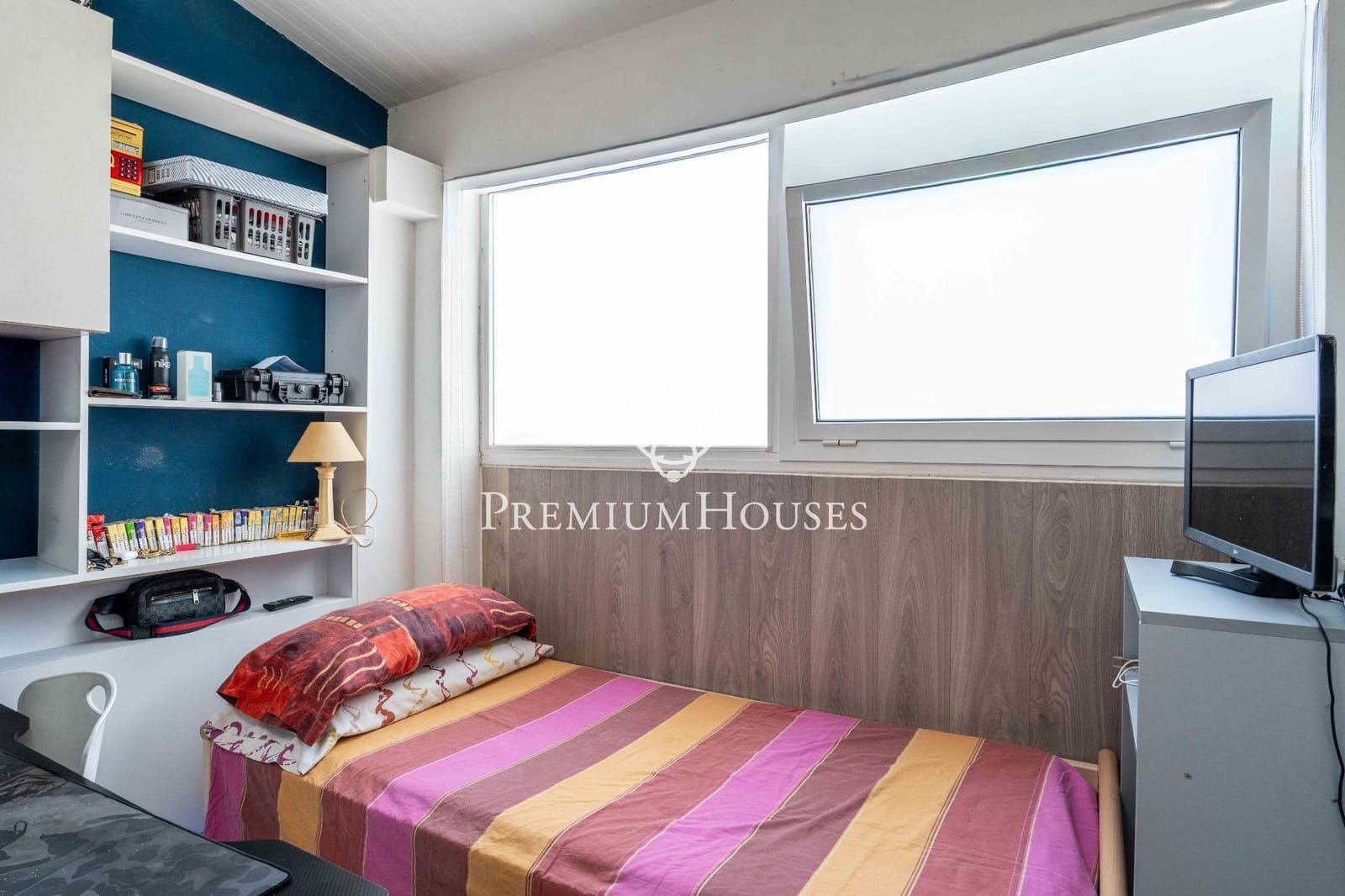 5 soverom Villa til salgs i Sant Pere de Ribes med svømmebasseng garasje - € 560 000 (Ref: 9950011)