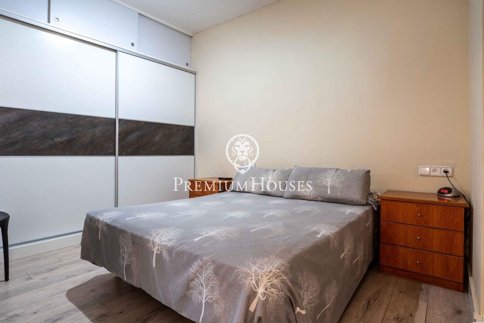 5 soverom Villa til salgs i Sant Pere de Ribes med svømmebasseng garasje - € 560 000 (Ref: 9950011)