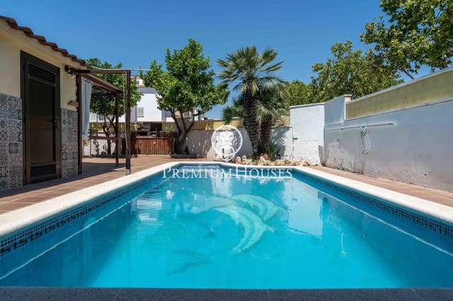 5 soverom Villa til salgs i Sant Pere de Ribes med svømmebasseng garasje - € 560 000 (Ref: 9950011)