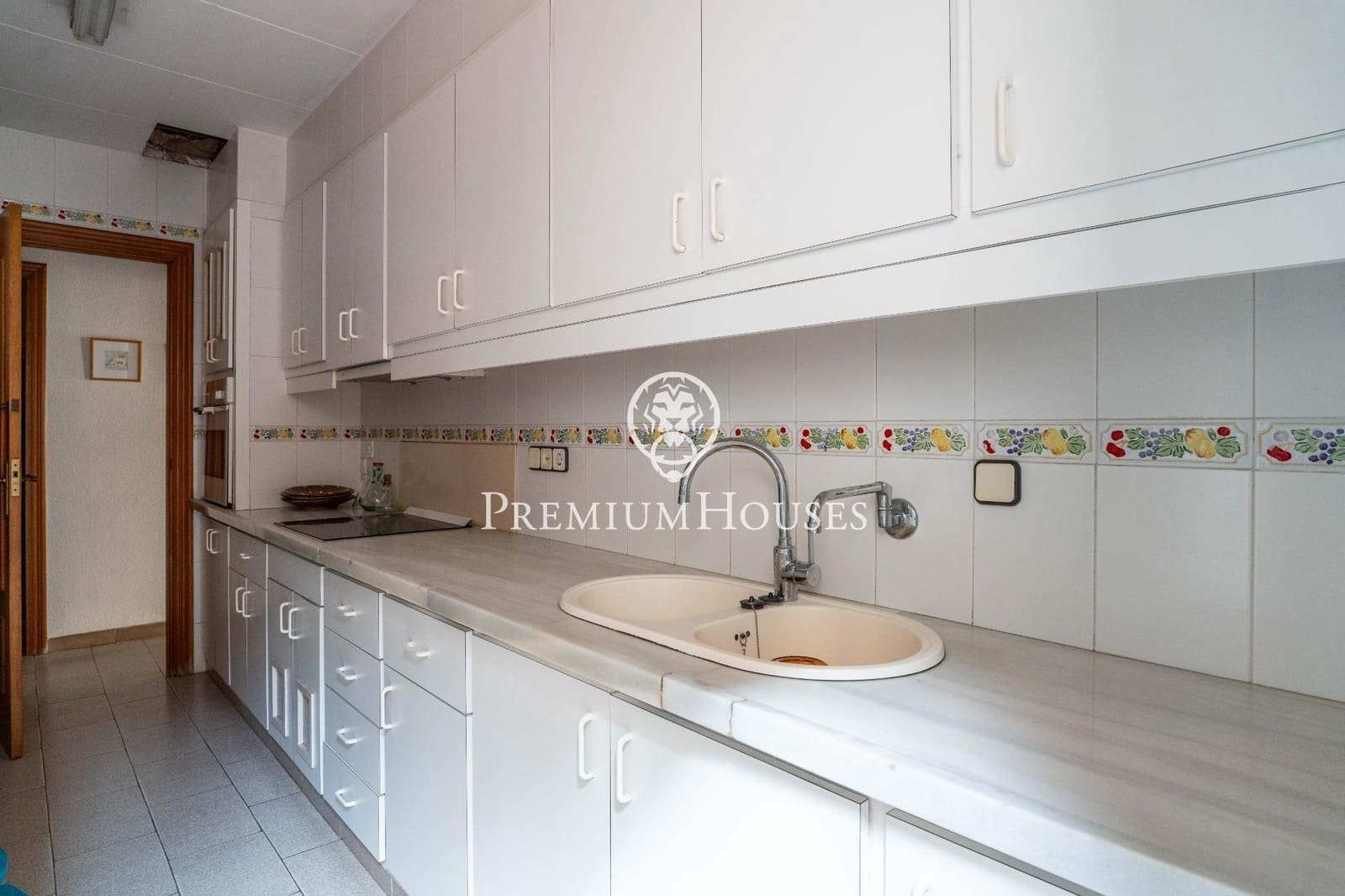 9 sypialnia Dom na sprzedaż w Vilanova i la Geltru z garażem - 750 000 € (Ref: 9985135)