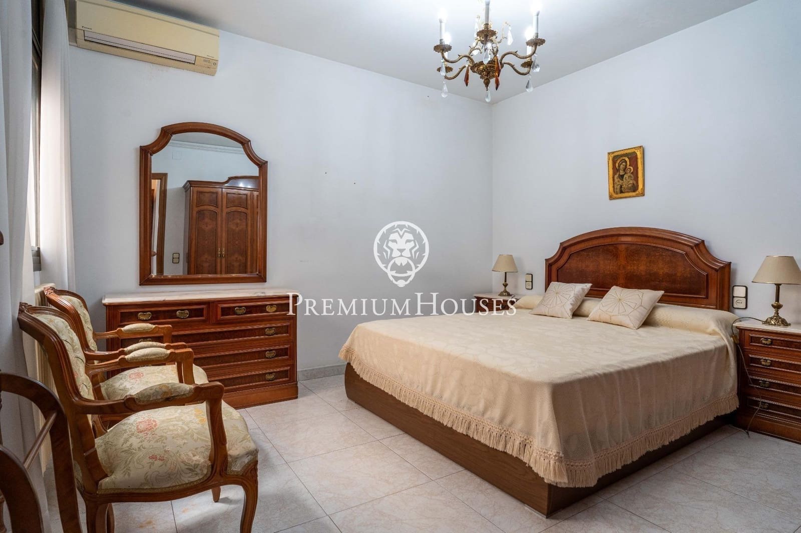9 sypialnia Dom na sprzedaż w Vilanova i la Geltru z garażem - 750 000 € (Ref: 9985135)