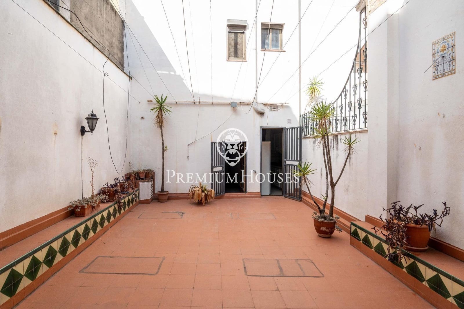 9 sypialnia Dom na sprzedaż w Vilanova i la Geltru z garażem - 750 000 € (Ref: 9985135)