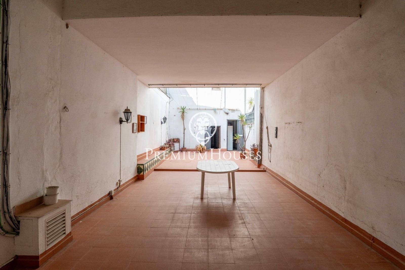 9 sypialnia Dom na sprzedaż w Vilanova i la Geltru z garażem - 750 000 € (Ref: 9985135)