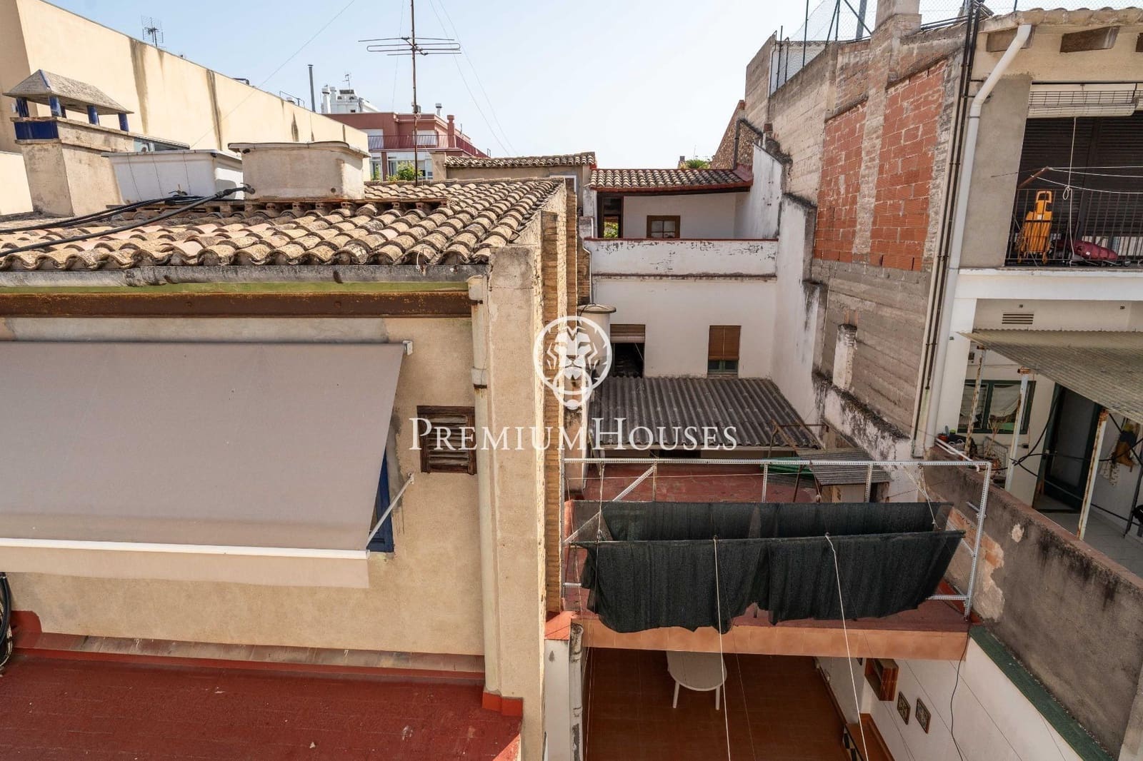 9 sypialnia Dom na sprzedaż w Vilanova i la Geltru z garażem - 750 000 € (Ref: 9985135)