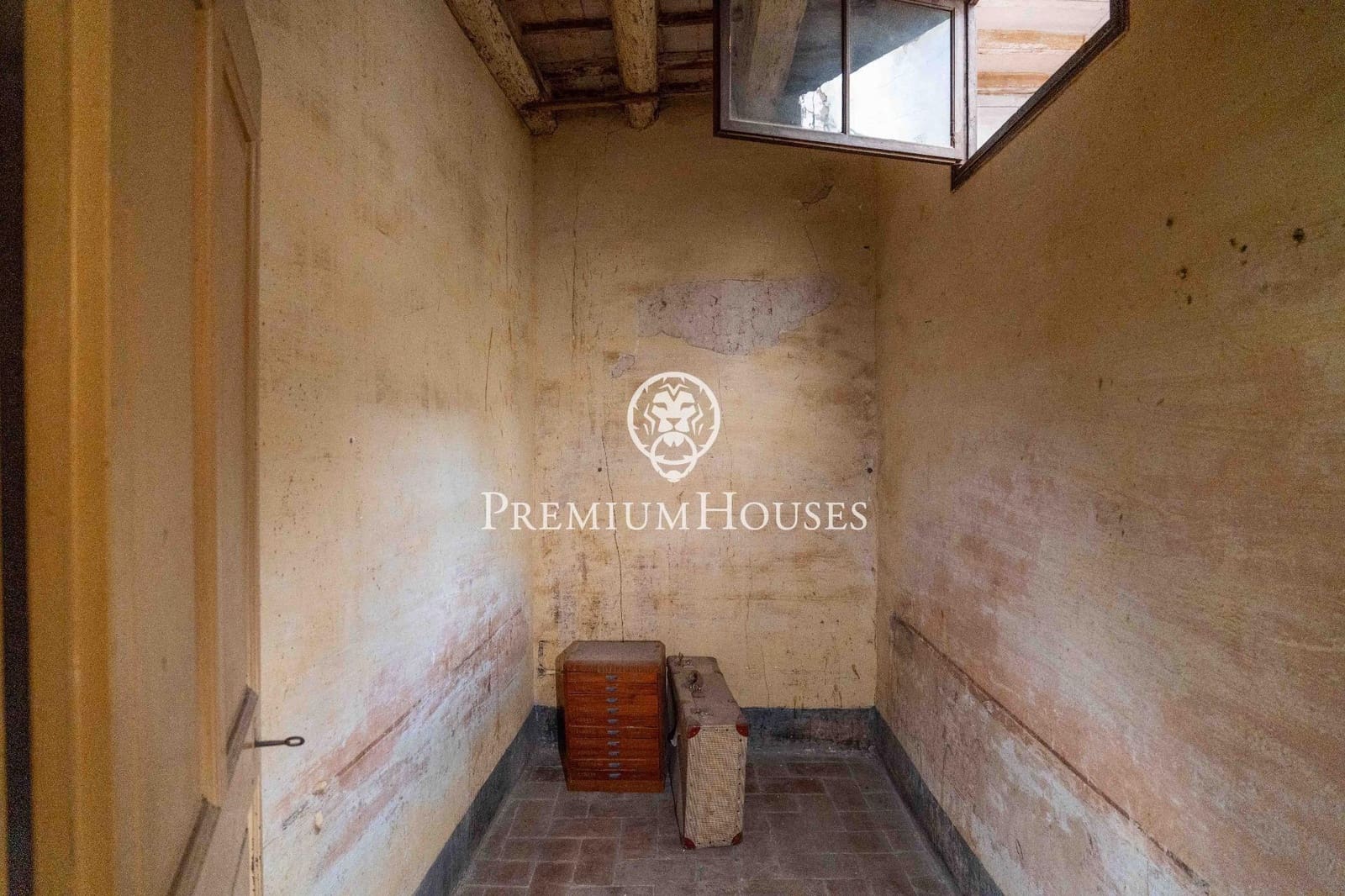 9 sypialnia Dom na sprzedaż w Vilanova i la Geltru z garażem - 750 000 € (Ref: 9985135)
