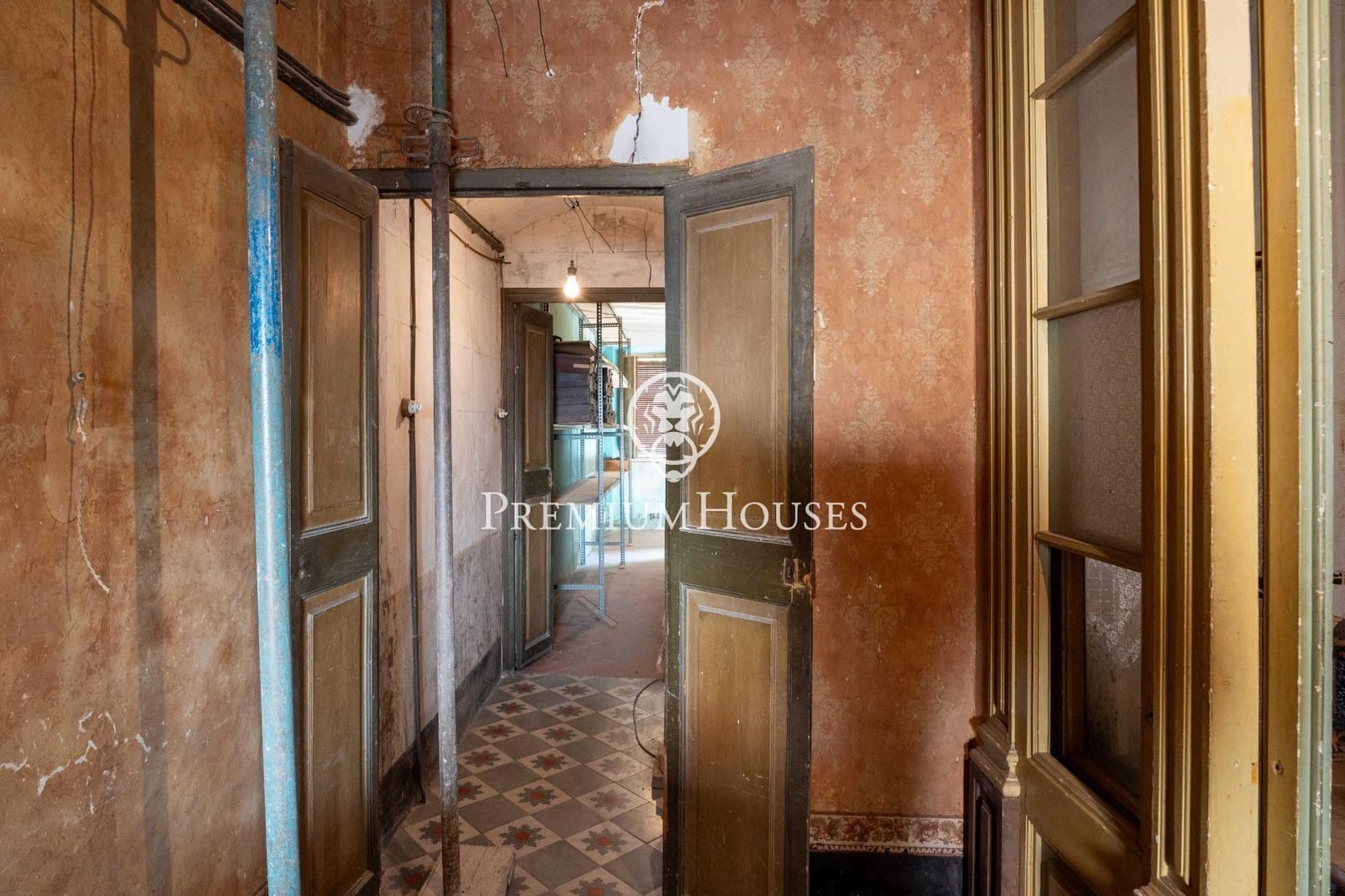 9 sypialnia Dom na sprzedaż w Vilanova i la Geltru z garażem - 750 000 € (Ref: 9985135)
