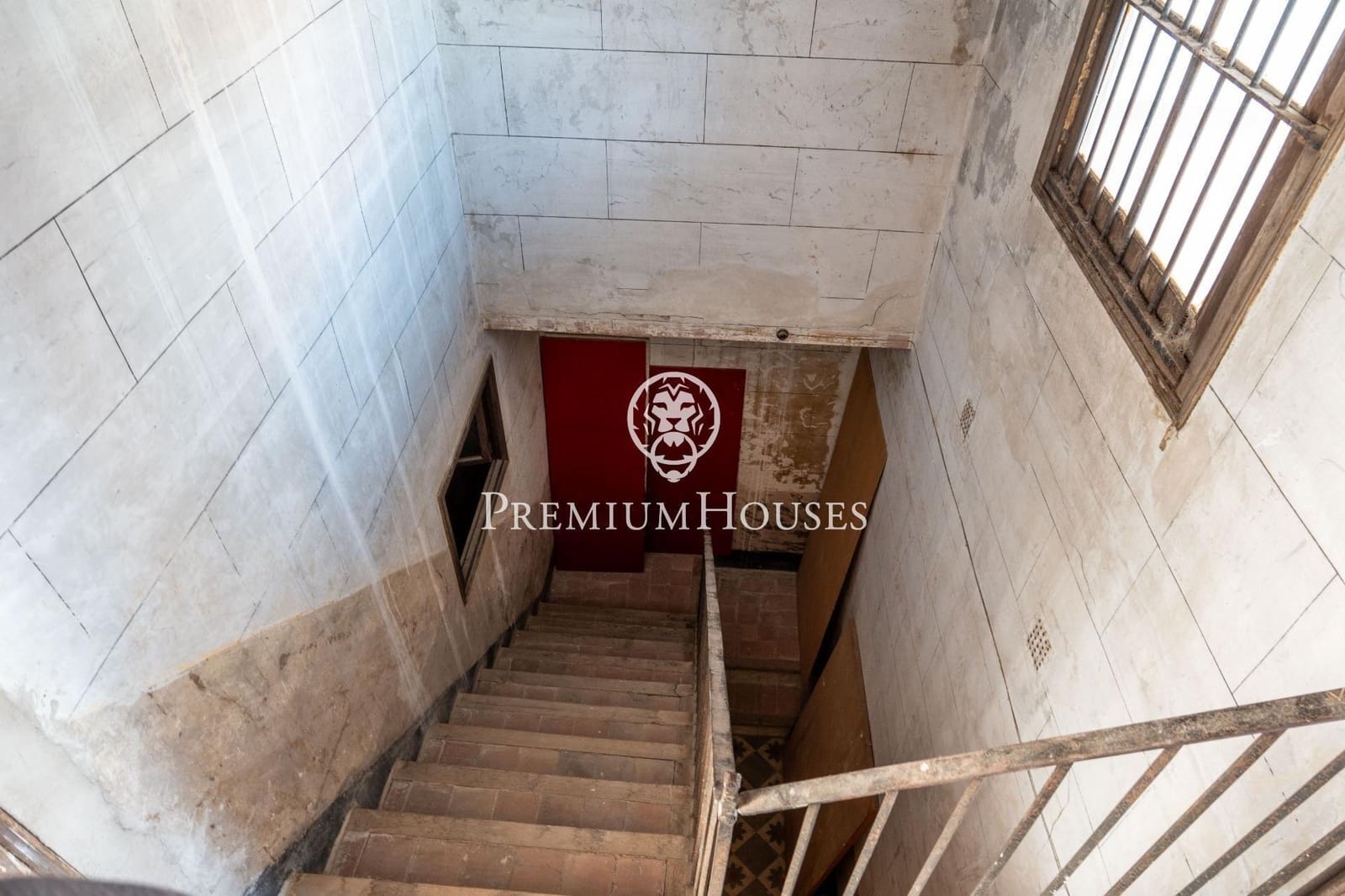 9 sypialnia Dom na sprzedaż w Vilanova i la Geltru z garażem - 750 000 € (Ref: 9985135)