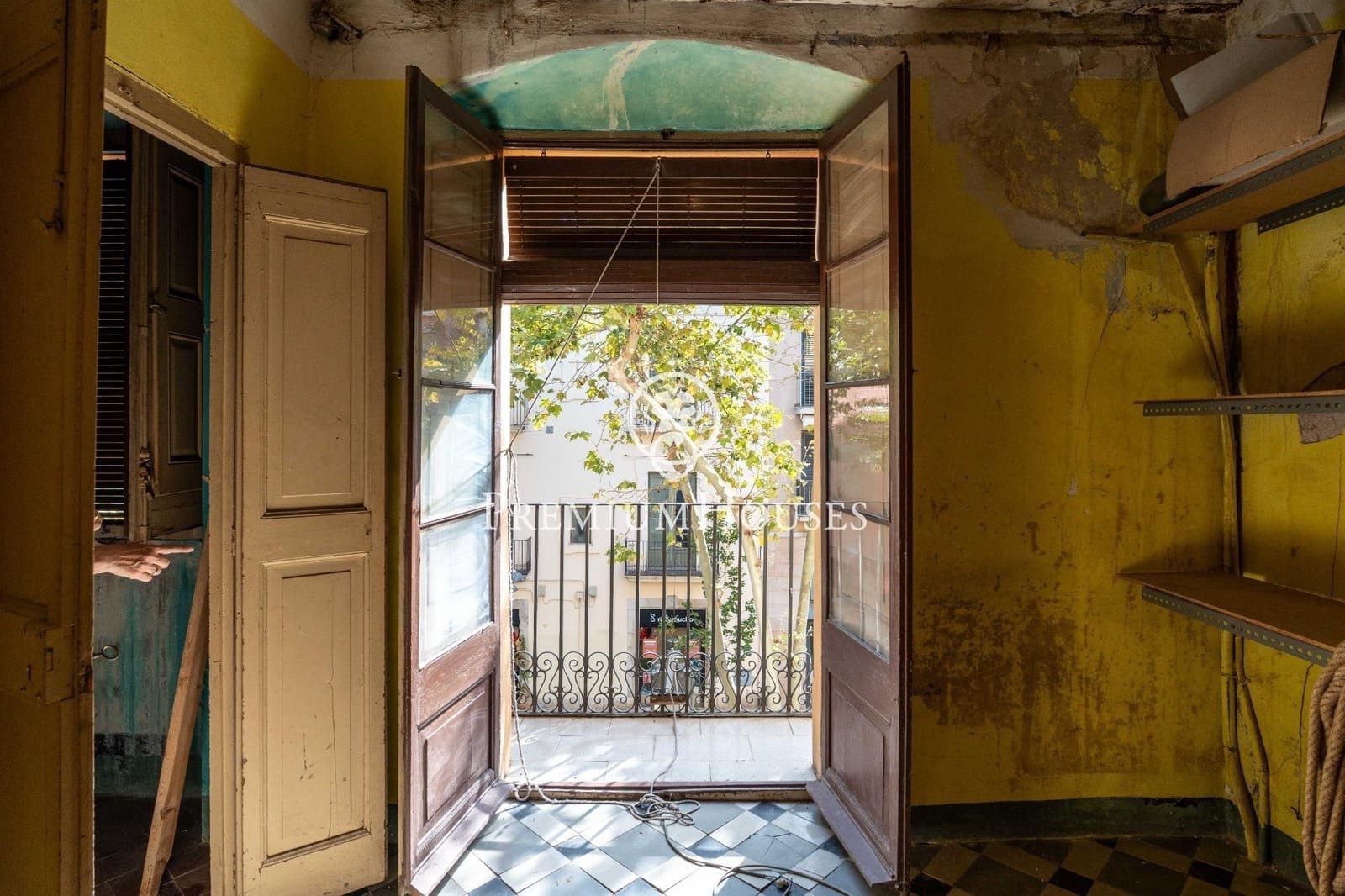 9 sypialnia Dom na sprzedaż w Vilanova i la Geltru z garażem - 750 000 € (Ref: 9985135)