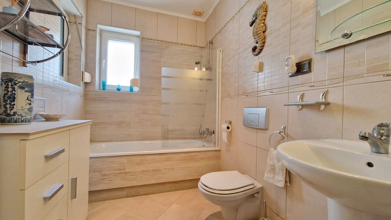 4 slaapkamer Villa te koop in Jalon / Xalo met zwembad - € 475.000 (Ref: 10035730)