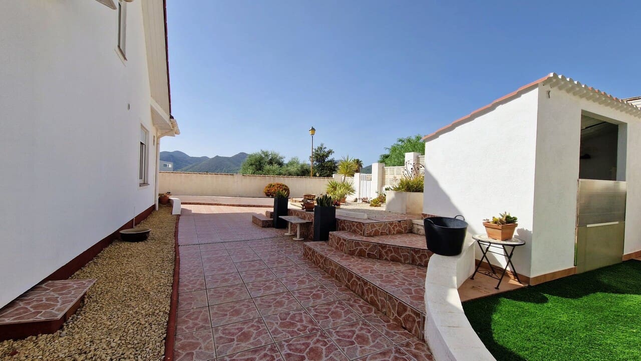 4 slaapkamer Villa te koop in Jalon / Xalo met zwembad - € 475.000 (Ref: 10035730)