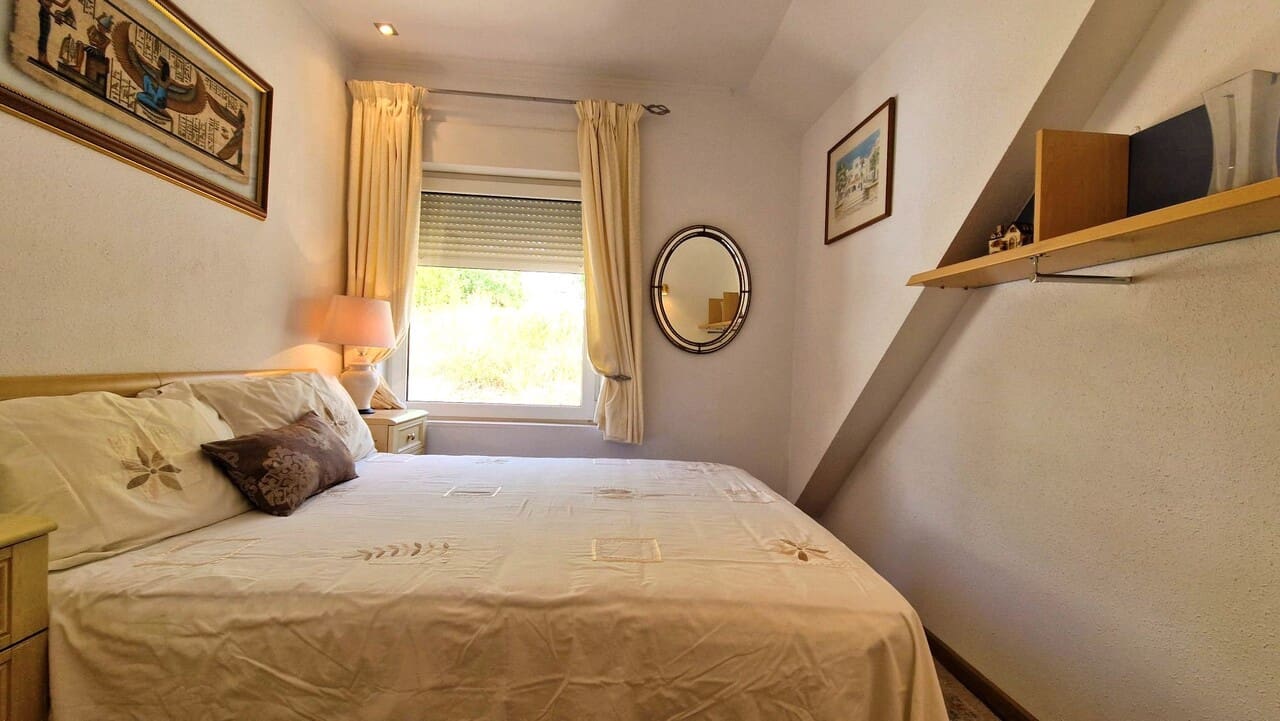 4 slaapkamer Villa te koop in Jalon / Xalo met zwembad - € 475.000 (Ref: 10035730)