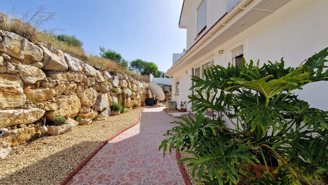 4 slaapkamer Villa te koop in Jalon / Xalo met zwembad - € 475.000 (Ref: 10035730)
