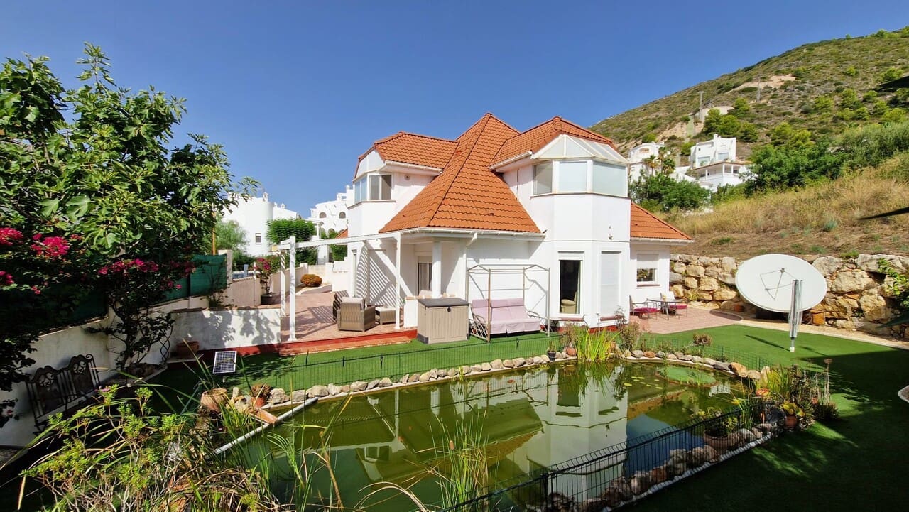 4 slaapkamer Villa te koop in Jalon / Xalo met zwembad - € 475.000 (Ref: 10035730)