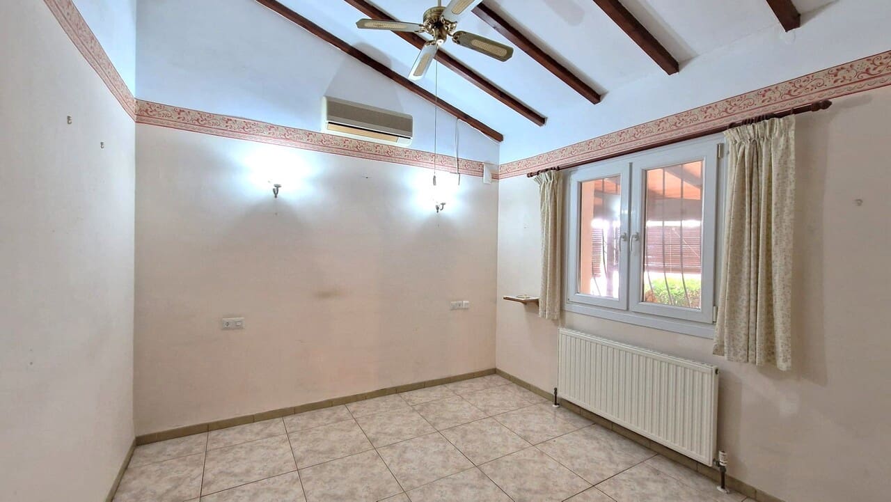 2 sovrum Villa till salu i Alcalali / Alcanali - 295 000 € (Ref: 10039980)