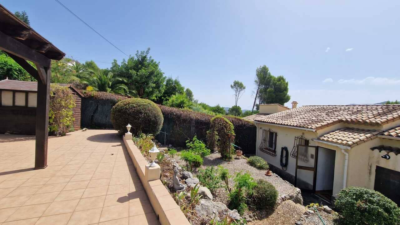 2 sovrum Villa till salu i Alcalali / Alcanali - 295 000 € (Ref: 10039980)